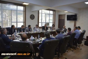 دیدار انجمن تولیدکنندگان تجهیزات پزشکی با مسئولان دانشگاه ملی مهارت خراسان رضوی 7